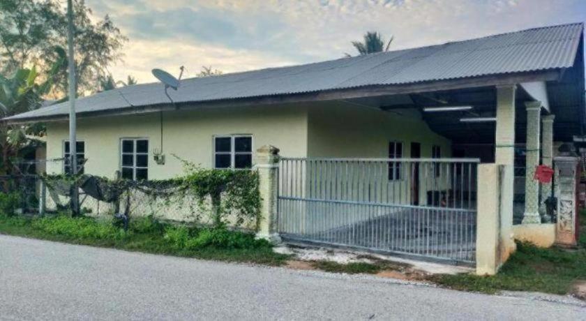 Oyo 90577 Safi Homestay Kuala Terengganu Eksteriør bilde